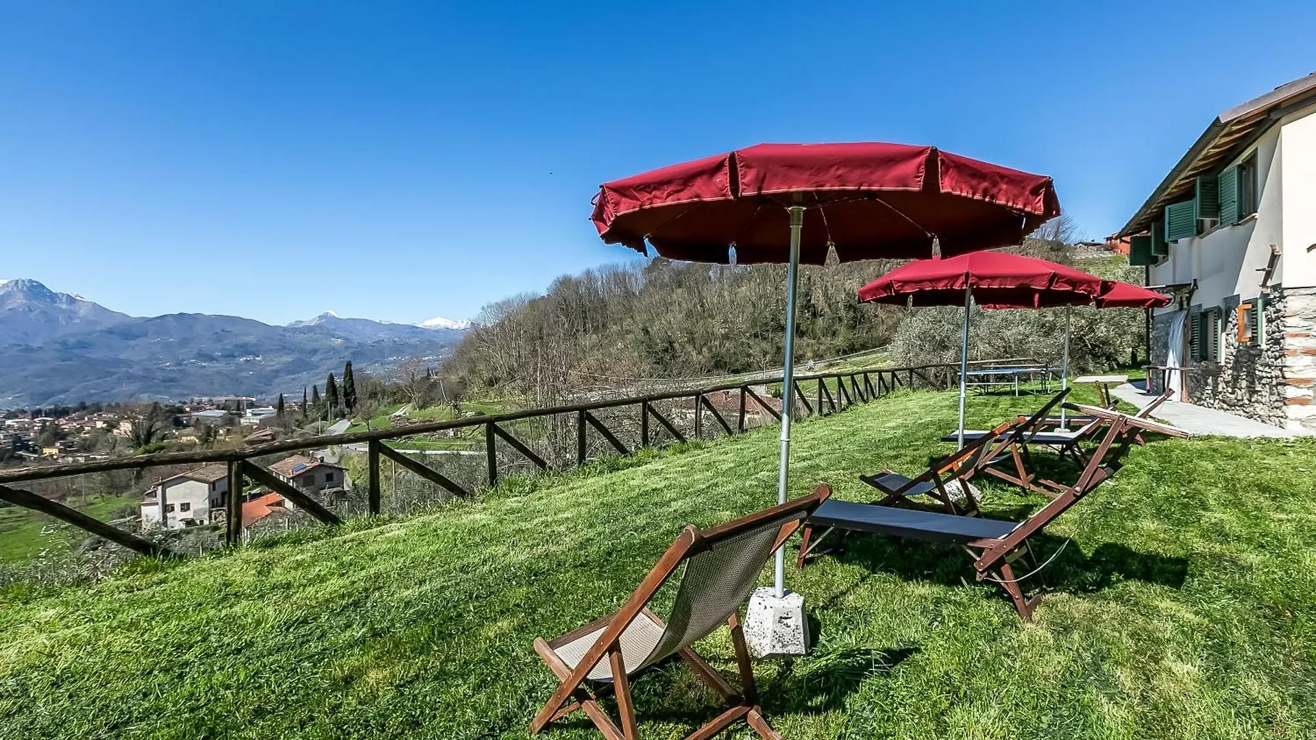 Family Friendly Rosa House Amazing View - Happy Rentals Barga